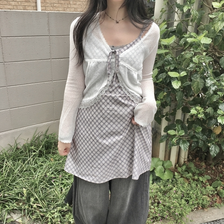 蕾絲迷你鈕釦短款開衫