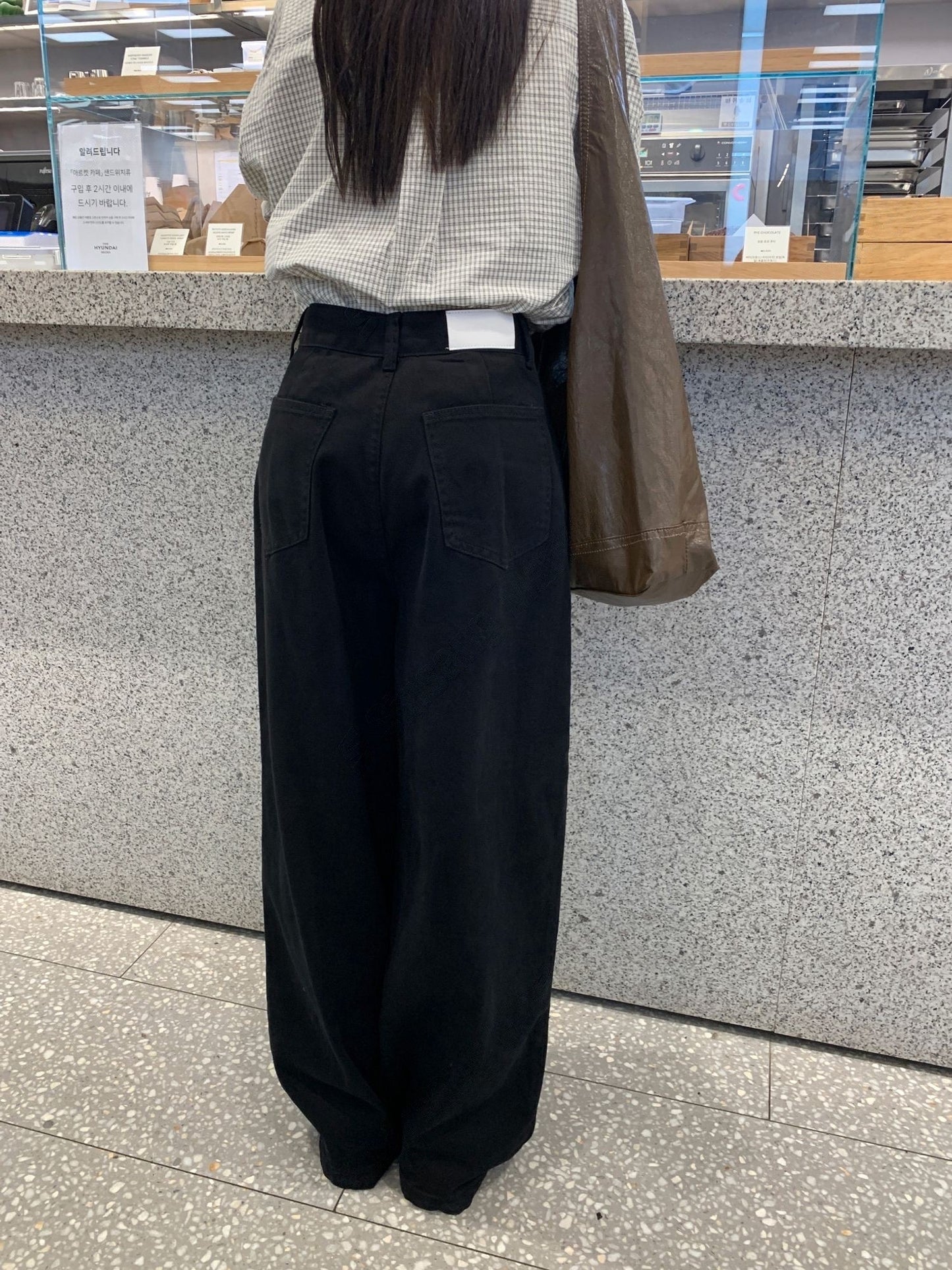 寬鬆打褶闊腳牛仔褲