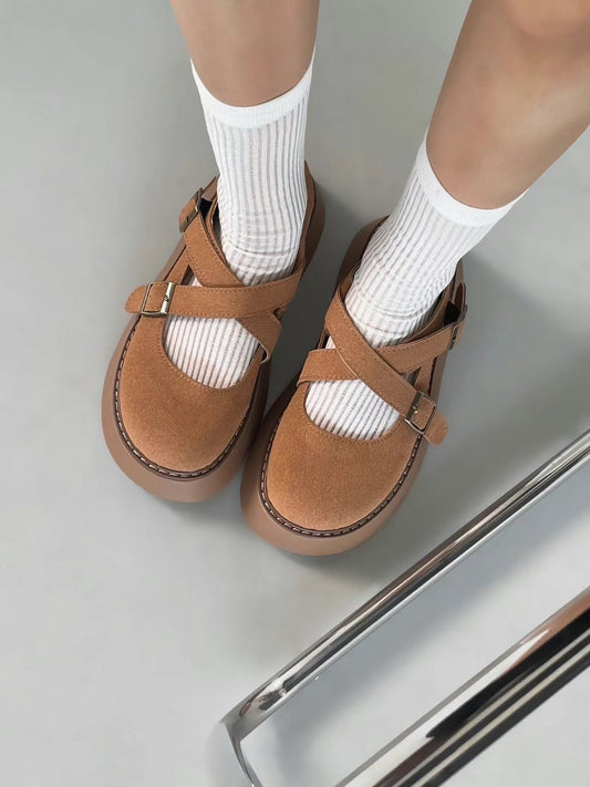 Super cute🥐明線邊厚底鞋!