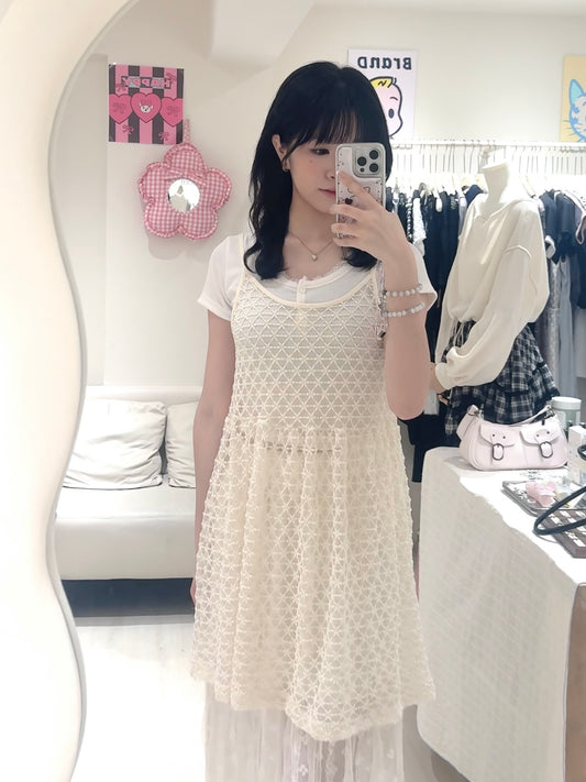 超特別花紋~奶杏白色罩裙套裝
