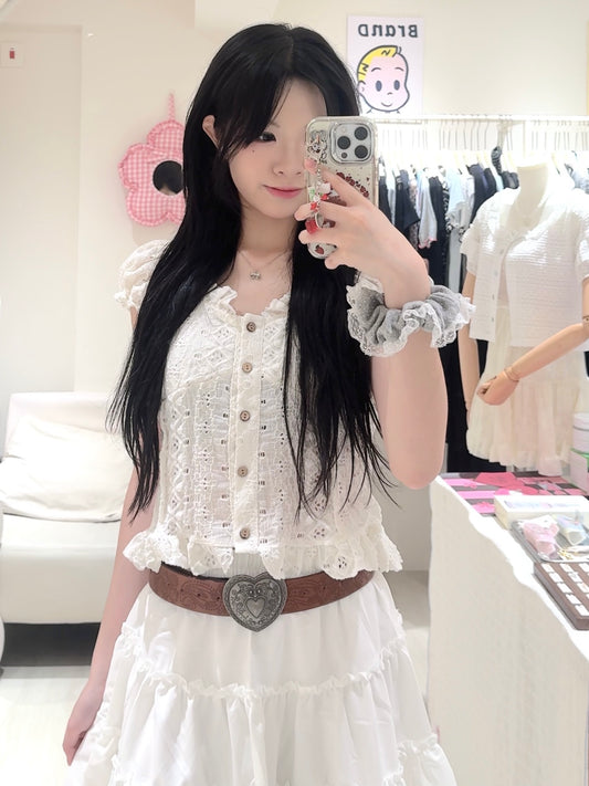 泡泡袖重工花紋上衣