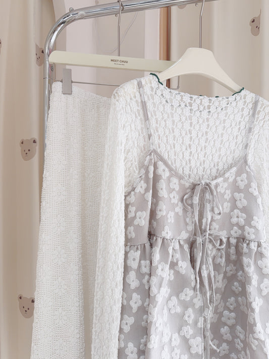 店主推薦✨立體花花綁帶罩衫