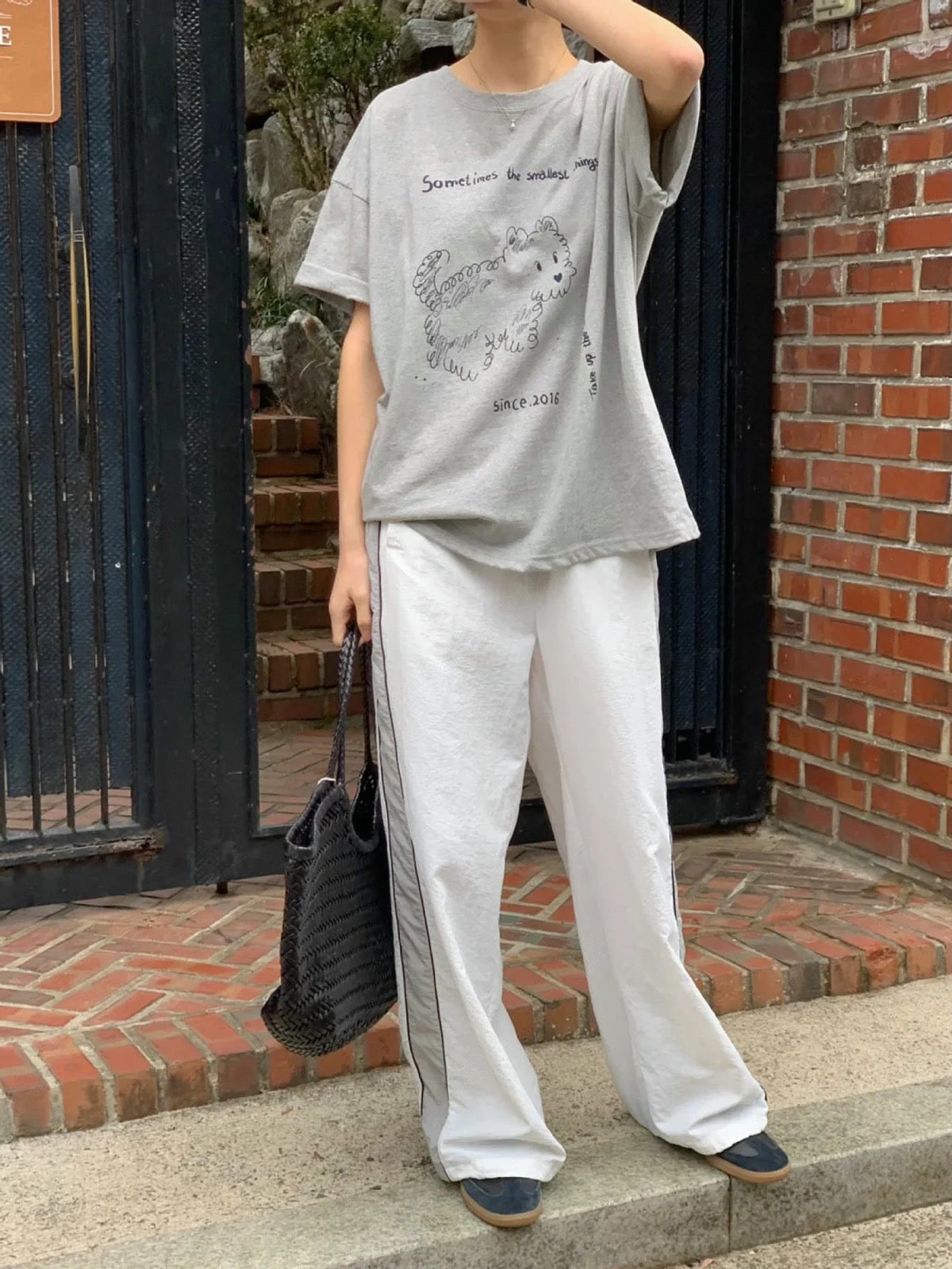 Q爆🐶線條狗狗Oversized tee