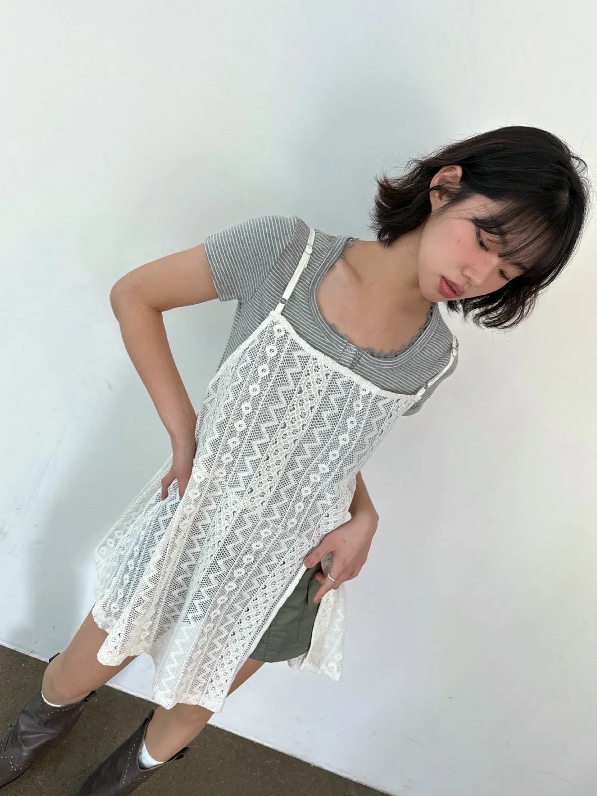 肩帶可調ᵎᵎ。🧷蕾絲側開叉罩裙