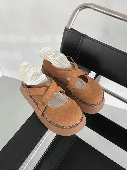 Super cute🥐明線邊厚底鞋!