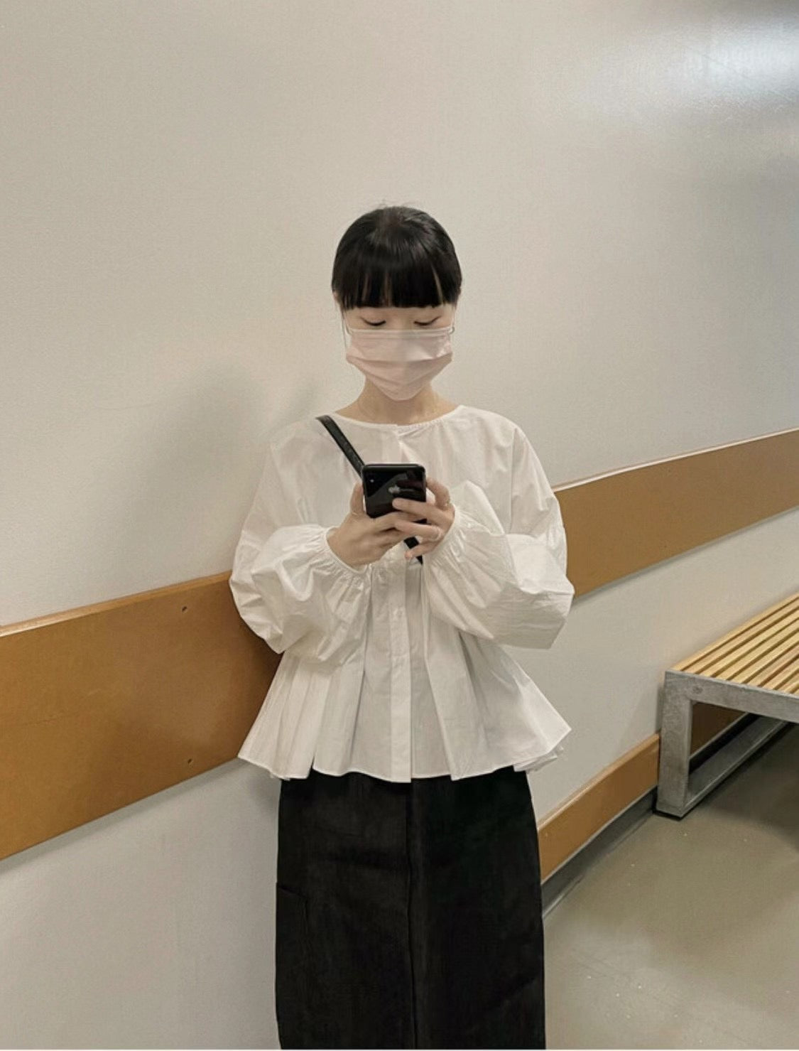 圓領娃娃款淨色襯衫