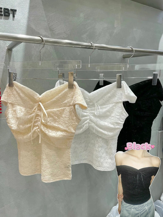 蕾絲抽摺一字肩上衣