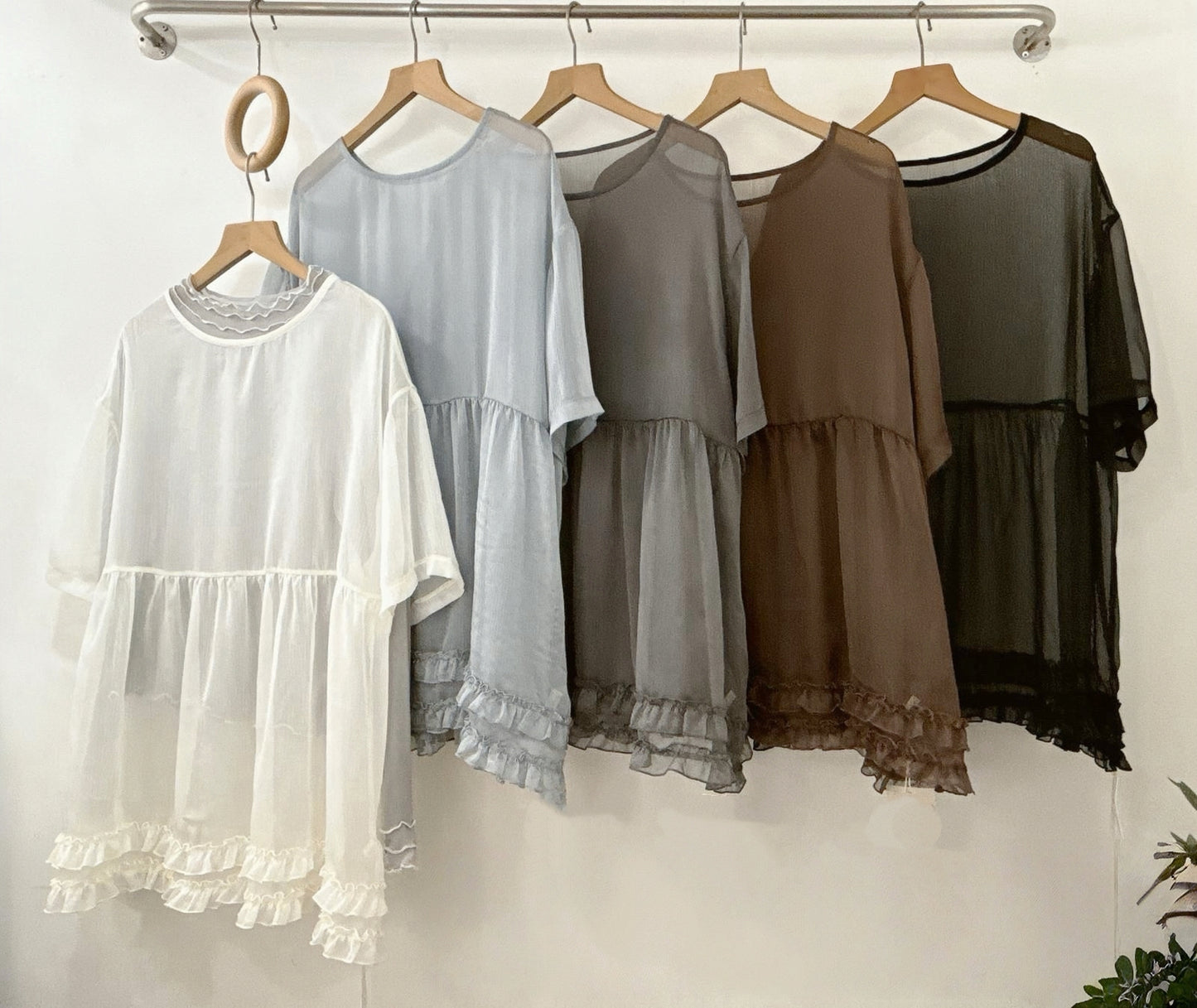 熱賣款♡ʾʾ透透ruffle top