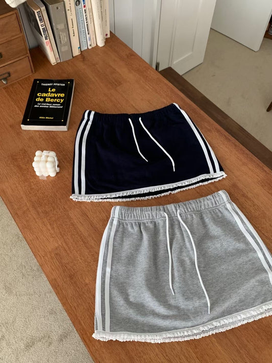 蕾絲花邊運動風短裙