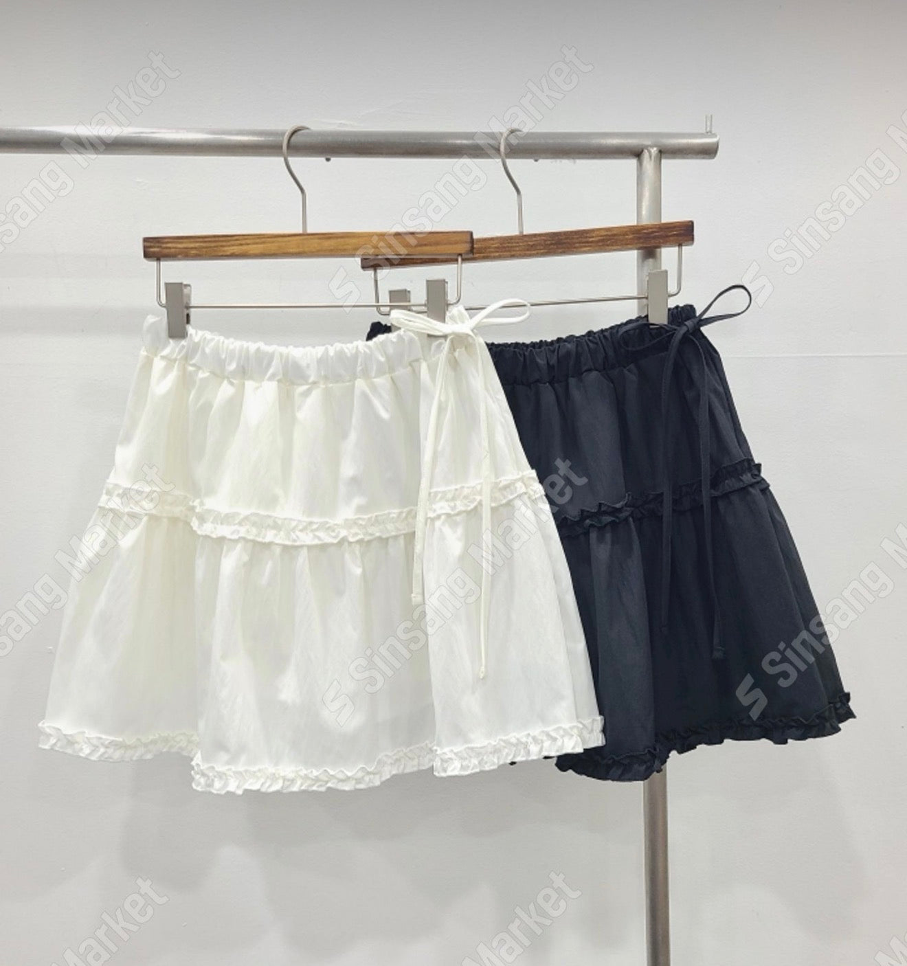 熱賣🌸混色直紋綁帶花邊背心