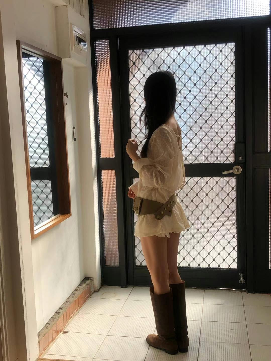 前後面穿❤︎︎蝴蝶暗紋寬鬆罩衫
