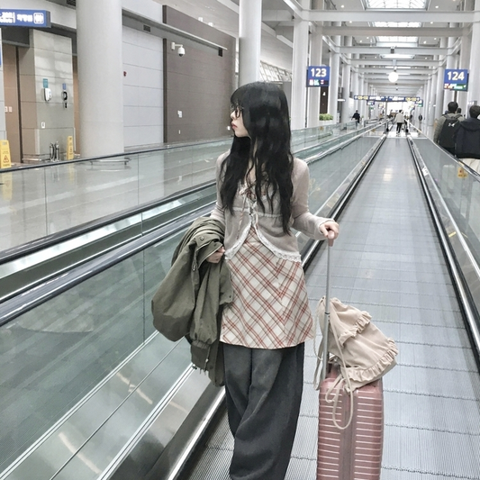 蕾絲迷你鈕釦短款開衫