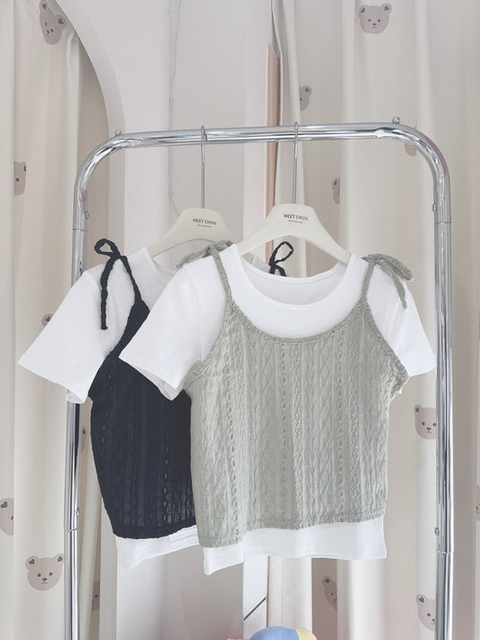 純色tee+暗花紋綁帶背心Set