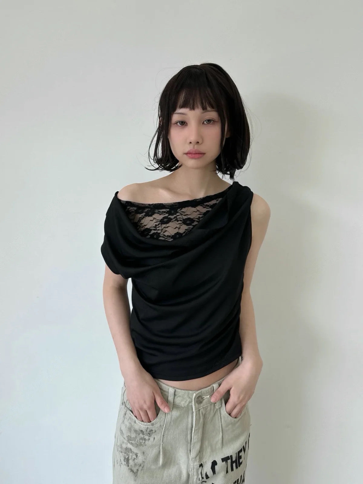 假兩件Lace皺摺tee