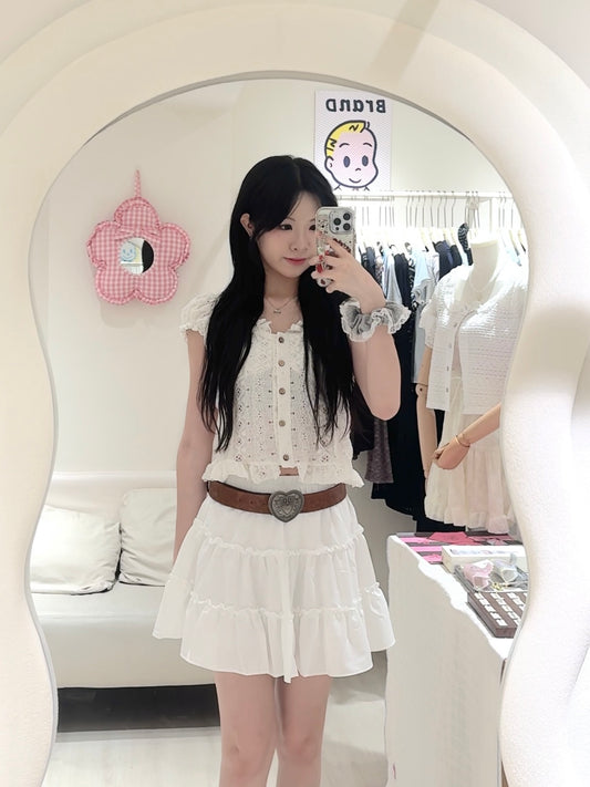 泡泡袖重工花紋上衣