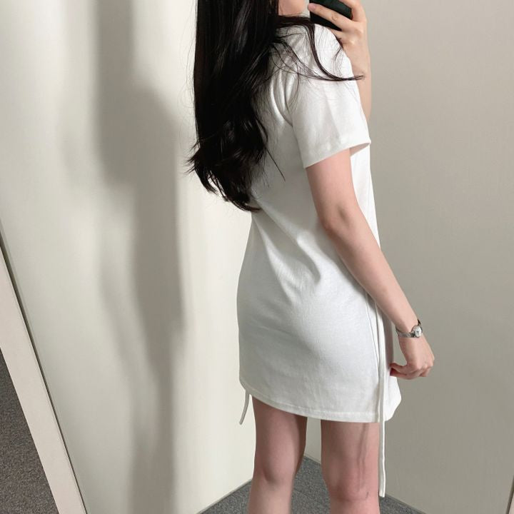 腰部蝴蝶結領子短袖連衣裙
