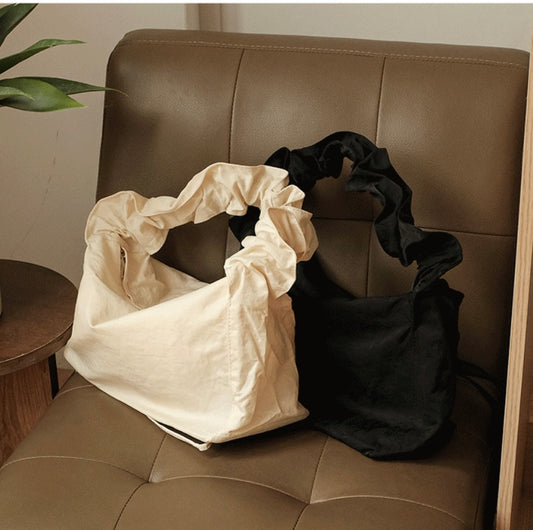 肩背皺皺抽繩尼龍袋