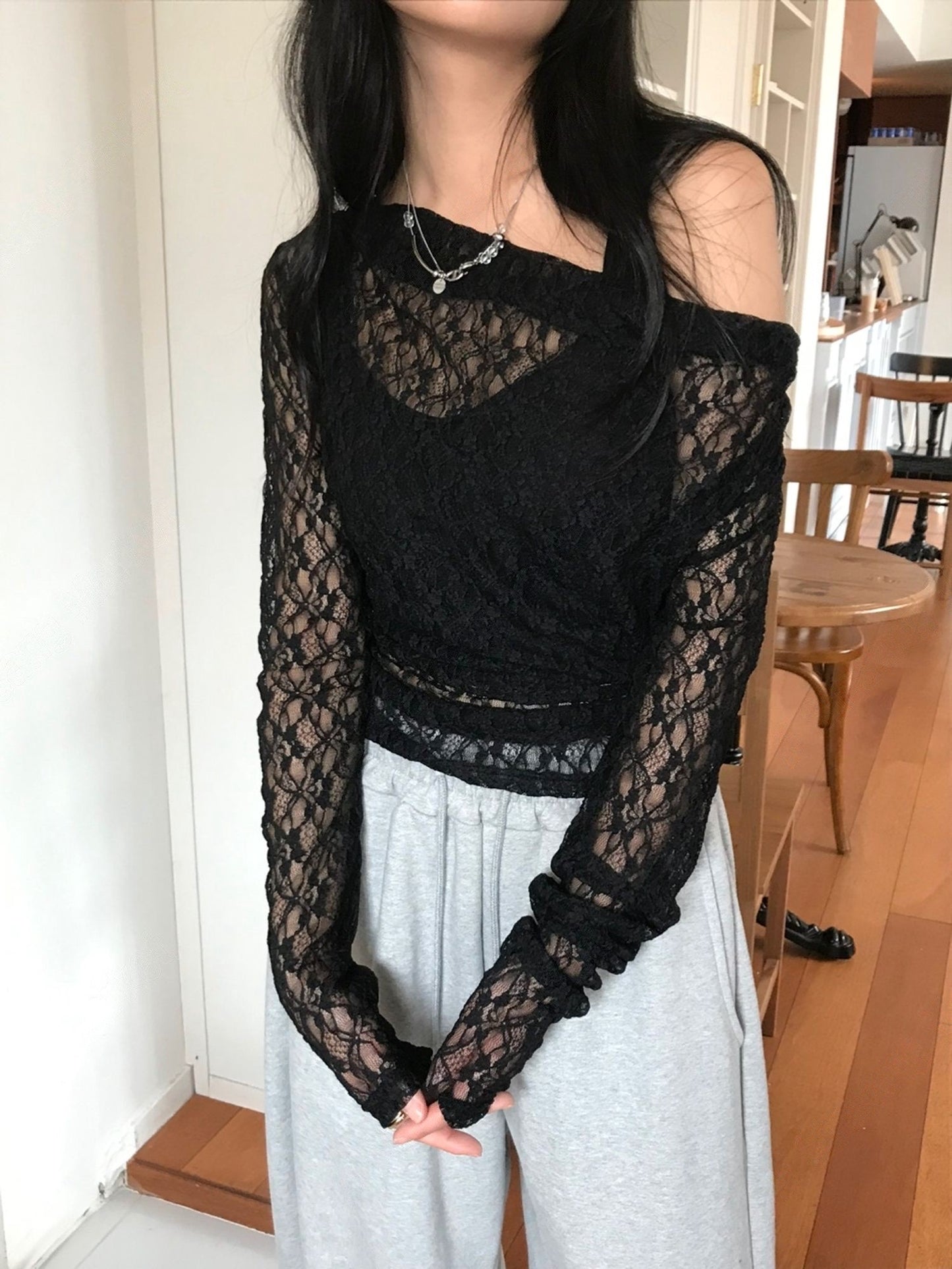 Lace off-shoulder tee