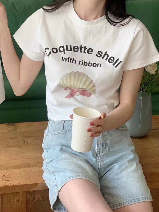 Coquette shell ribbon crop tee