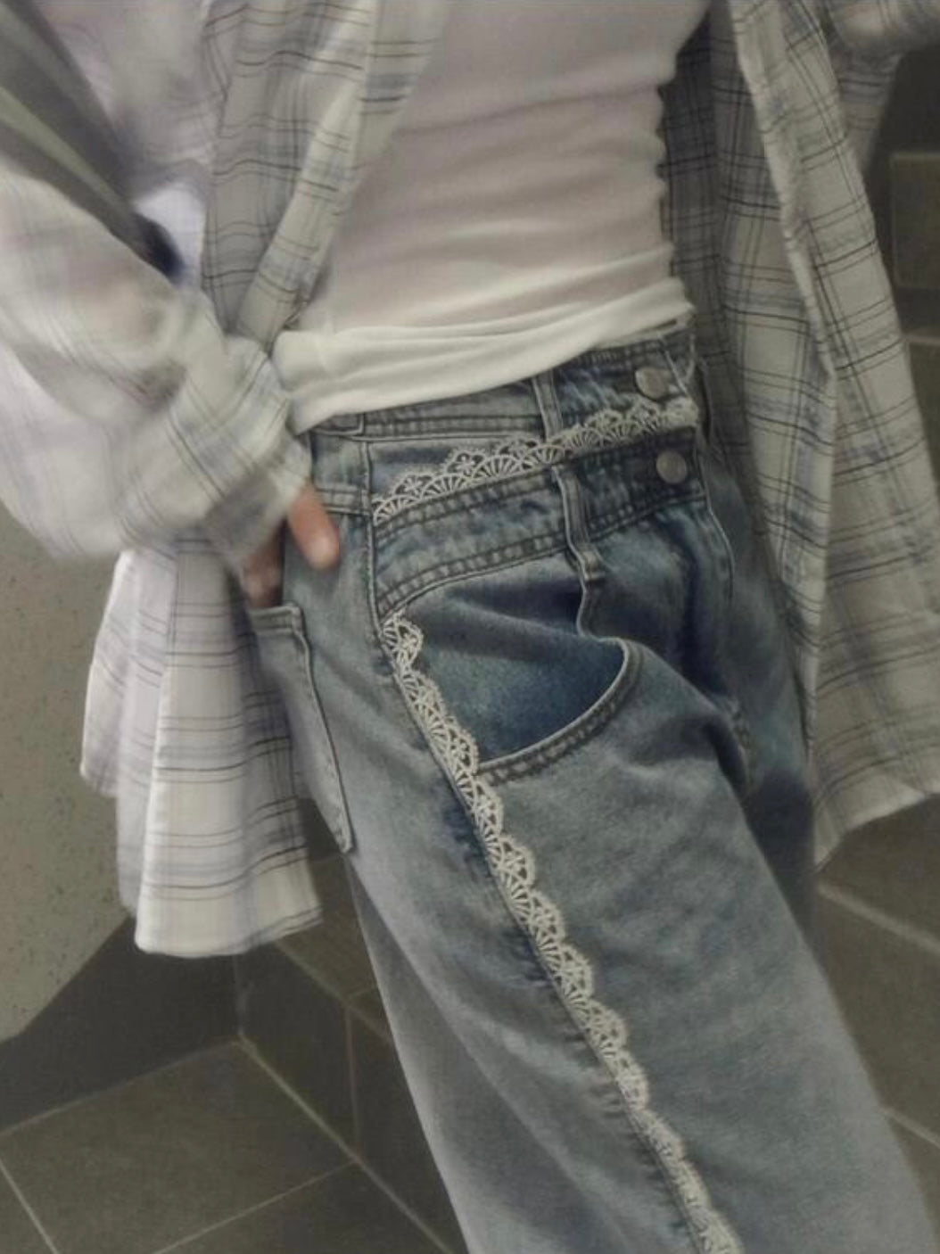 韓網新品🇰🇷蕾絲邊闊腳牛仔褲