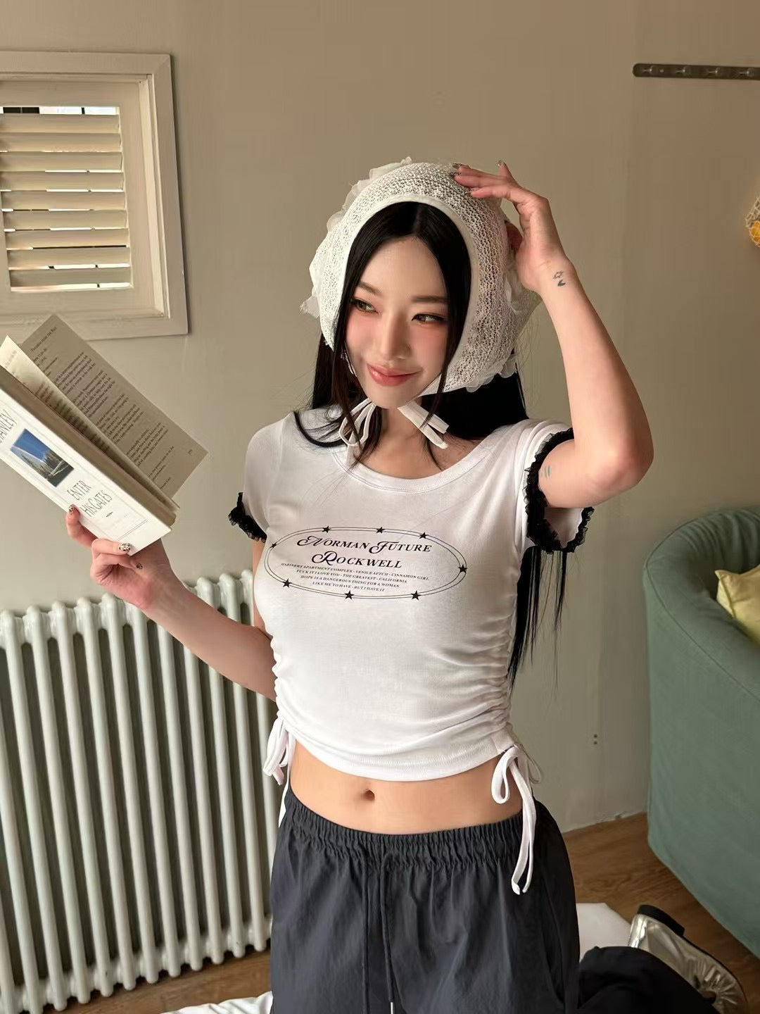 日系花邊抽繩短tee