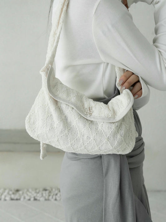 長度可調整!蕾絲花花扣袋仔