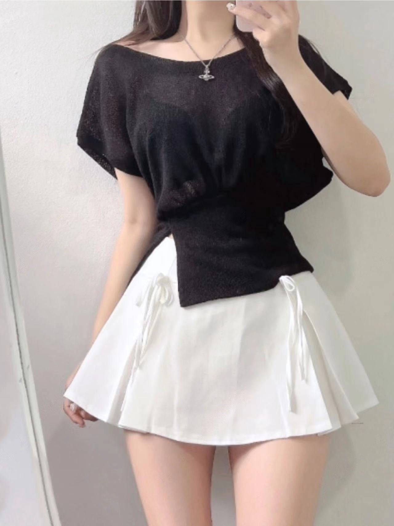 大領口開叉Crop top