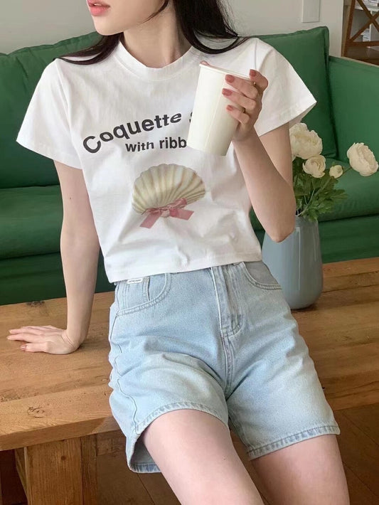 Coquette shell ribbon crop tee