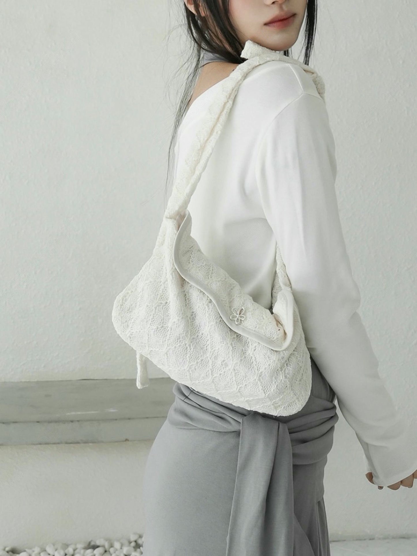 長度可調整!蕾絲花花扣袋仔