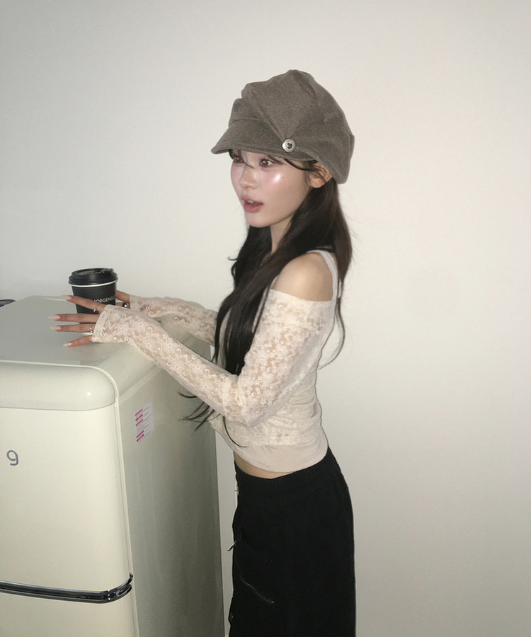 假兩件掛頸蕾絲上衣