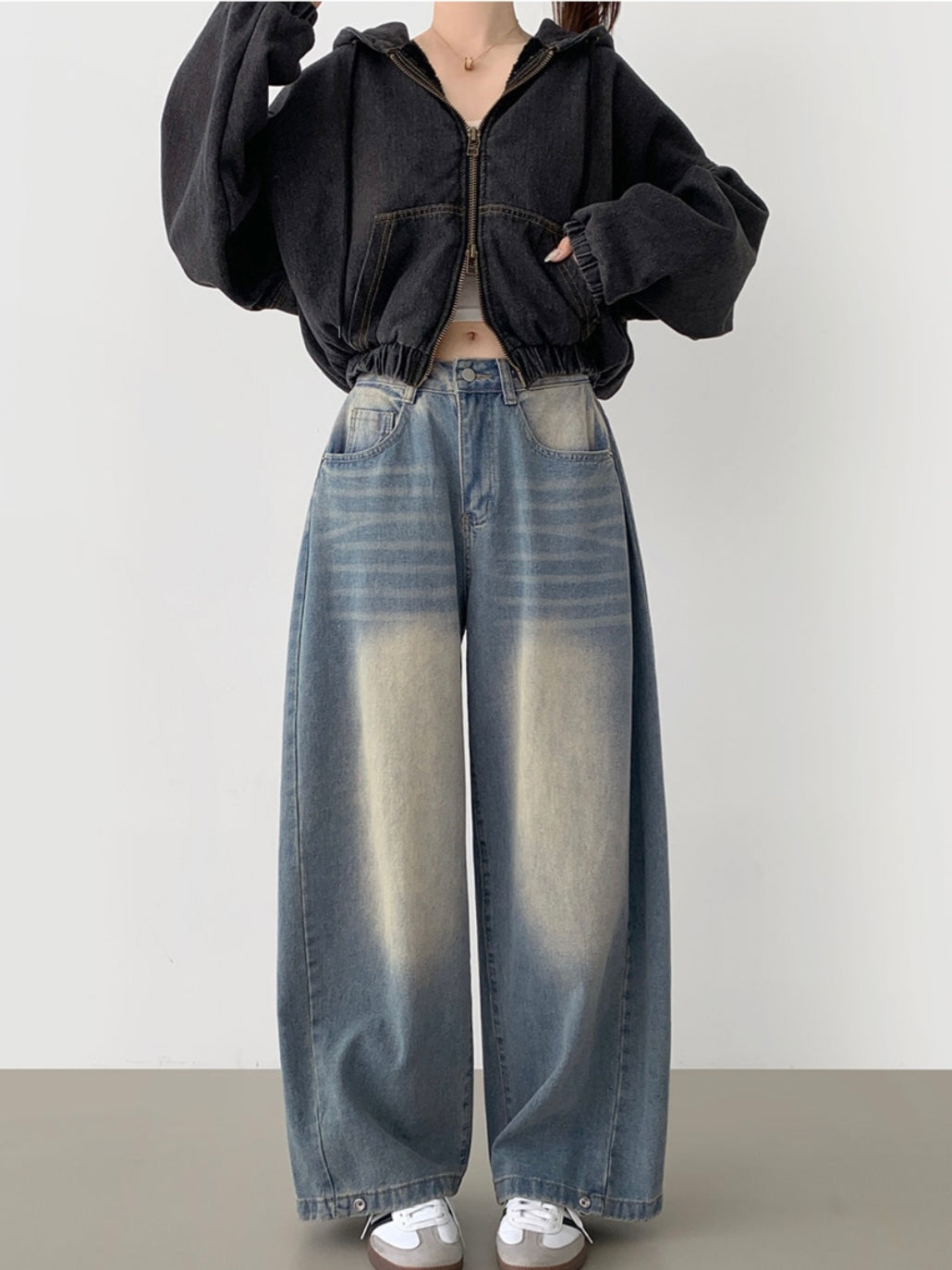 Folding wide denim pants