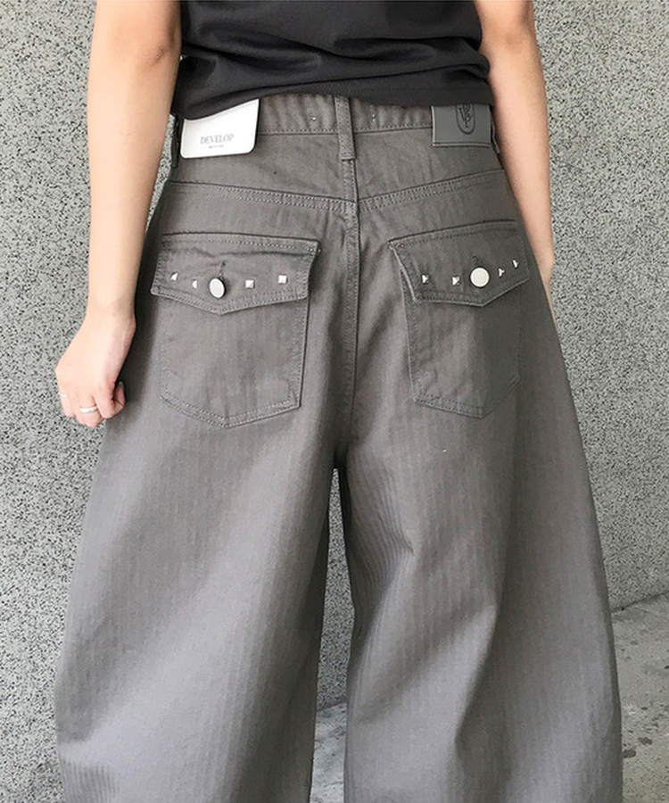 韓系型格Style!暗紋鉚釘闊褲