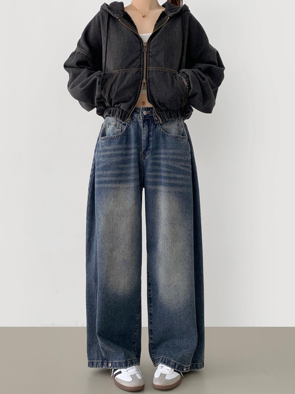 Folding wide denim pants