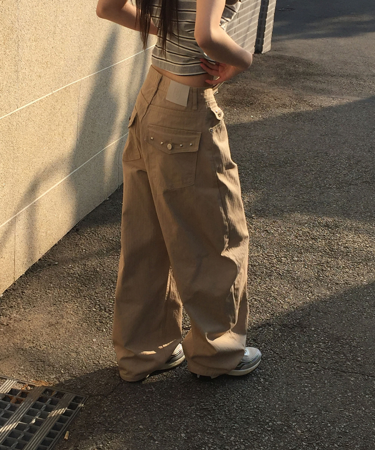 韓系型格Style!暗紋鉚釘闊褲