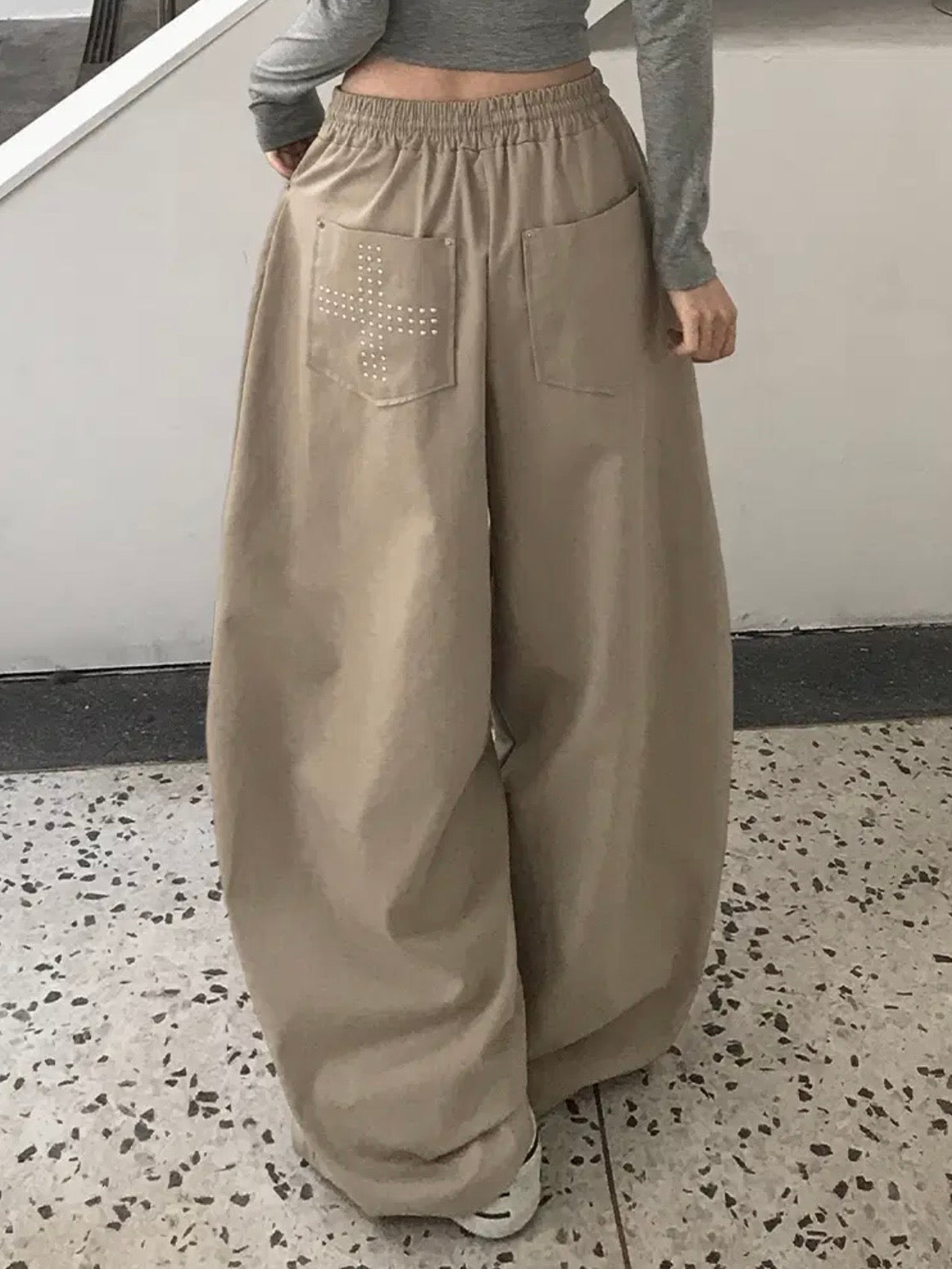 型格十字架鉚釘闊腳褲